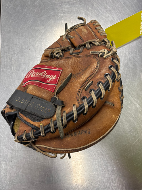 Used Rawlings RPT-LT BB/SB Catchers RH Throw Brown 34" 10558-S000243737 Vist Large View of Product Image Which is Used Rawlings RPT-LT BB/SB Catchers RH Throw Brown 34"
