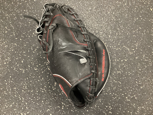 Vist Large View of Product Image Which is Used Rawlings PROCM33-23B BB/SB Catchers RH Throw Black 33"