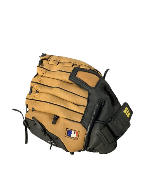 Used Wilson 11.50 RHT A300 BB/SB Glove RH Throw Brown 11 1/2" 11479-S000407530 Vist Large View of Product Image Which is Used Wilson 11.50 RHT A300 BB/SB Glove RH Throw Brown 11 1/2"