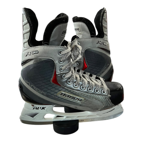 Vist Large View of Product Image Which is Used Bauer VAPOR X30 Senior Hockey Skate Senior 9.5