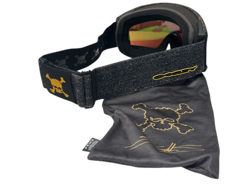 Vist Large View of Product Image Which is Used Oakley TARGET LINE M Snow Goggles Adult