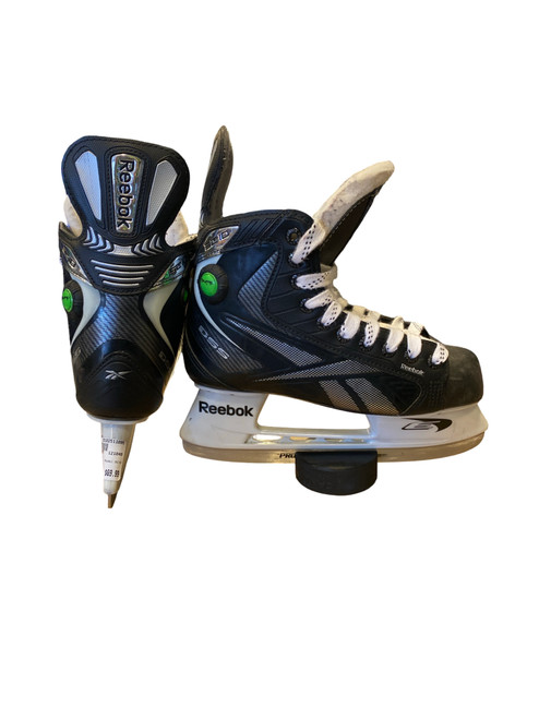 Used Reebok SC10 Intermediate Hockey Skate Intermediate 5.0 11095-S000100084 Vist Large View of Product Image Which is Used Reebok SC10 Intermediate Hockey Skate Intermediate 5.0