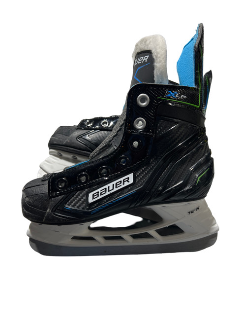 Vist Large View of Product Image Which is Used Bauer XLP Youth Hockey Skate Youth 13.0