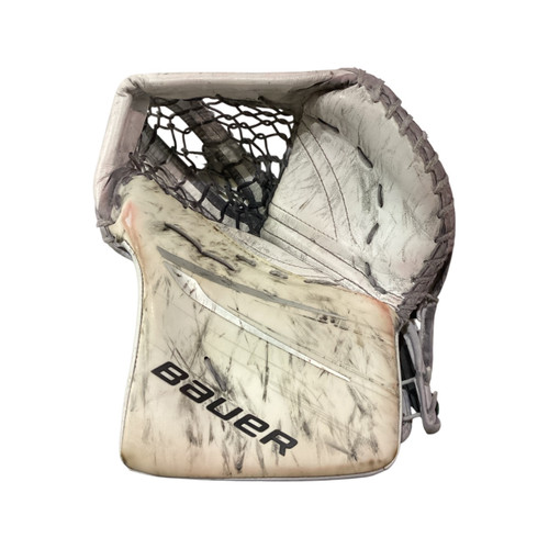 Vist Large View of Product Image Which is Used Bauer HYP2LITE Senior Goalie Catcher None
