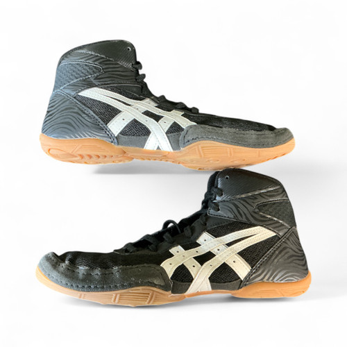 Vist Large View of Product Image Which is Used Asics Wrestling Shoes Black Senior 6