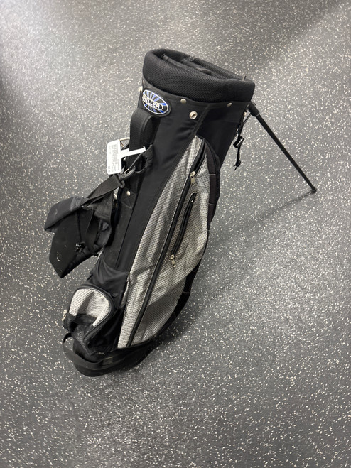 Vist Large View of Product Image Which is Used Izzo MILLER STAND BAG Mens Stand Bag Black