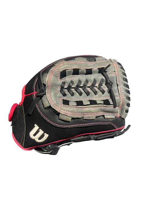 Vist Large View of Product Image Which is Used Wilson FLASH BB/SB Glove RH Throw Black 11 1/2"