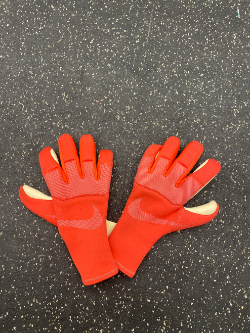 Vist Large View of Product Image Which is Used Nike SIZE 8 GOALIE GLOVES Soccer Goalie Gloves Orange 8