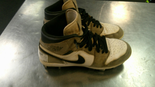 Vist Large View of Product Image Which is Used Nike AIR JORDAN BB/SB Cleats Grey Senior 10.5