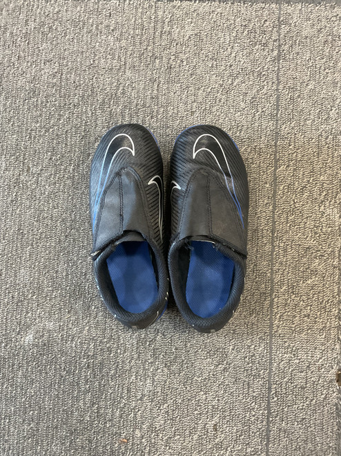 Used Nike Soccer Cleats Black Youth 12.5 11614-S000224327 Vist Large View of Product Image Which is Used Nike Soccer Cleats Black Youth 12.5