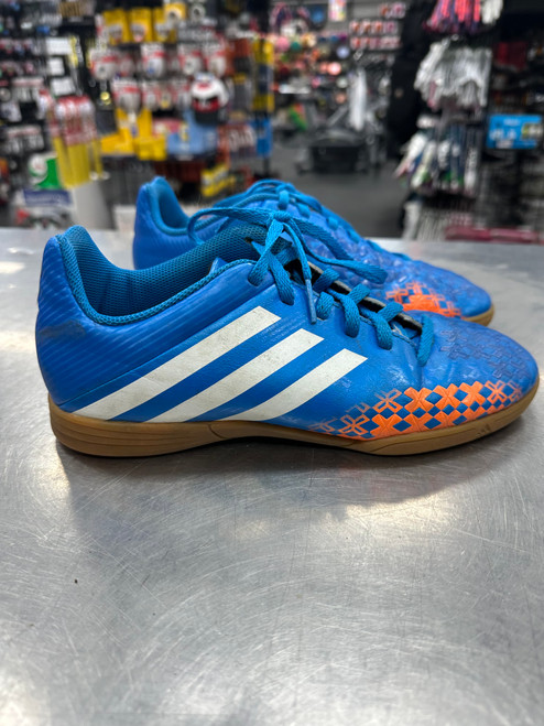 Used Adidas PREDITO Soccer Indoor Shoes Royal Blue Junior 05 10558-S000243824 Vist Large View of Product Image Which is Used Adidas PREDITO Soccer Indoor Shoes Royal Blue Junior 05