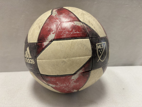 Used Adidas NATIVO All Size Soccer Ball None 4 11490-S000266787 Vist Large View of Product Image Which is Used Adidas NATIVO All Size Soccer Ball None 4