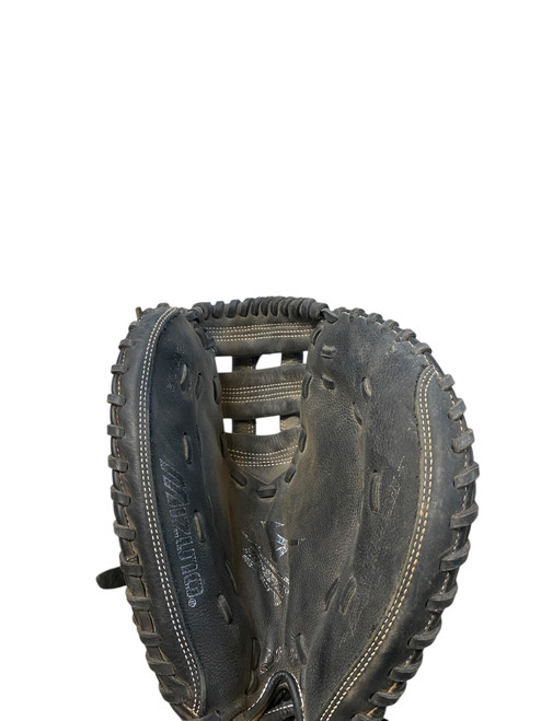 Vist Large View of Product Image Which is Used Mizuno GXS 102 BB/SB Catchers RH Throw Black 32 1/2"