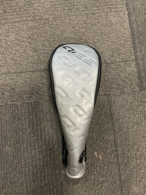 Vist Large View of Product Image Which is Used Taylormade QI35 HYBRID COVER Golf Accessory