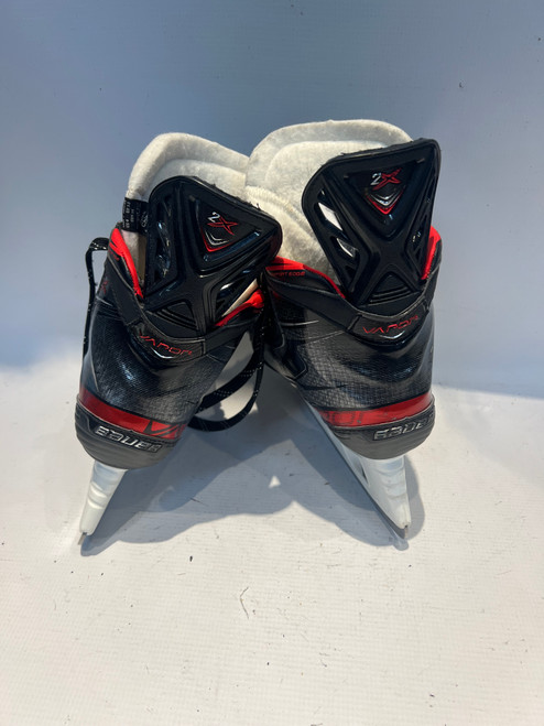 Vist Large View of Product Image Which is Used Bauer 2X Intermediate Hockey Skate Intermediate 4.0