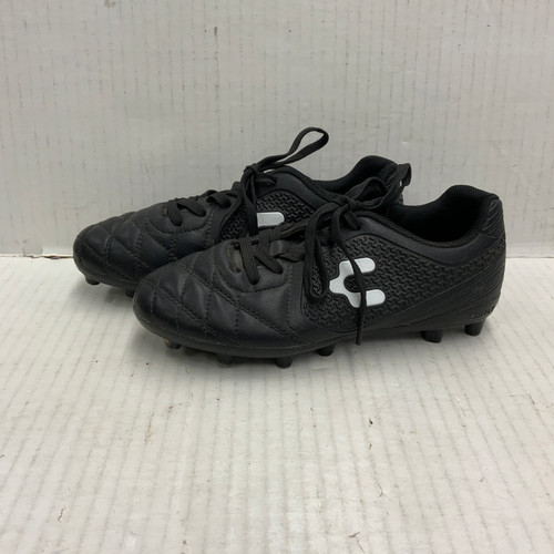 Vist Large View of Product Image Which is Used CHARLY Soccer Cleats Black Junior 01.5