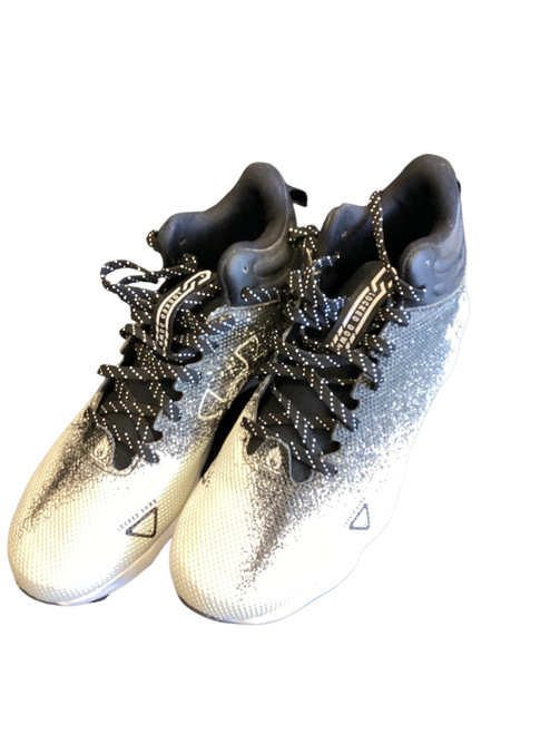 Used Under Armour BASEBALL CLEAT BB/SB Cleats Black Senior 5.5 11845-S000033829 Vist Large View of Product Image Which is Used Under Armour BASEBALL CLEAT BB/SB Cleats Black Senior 5.5