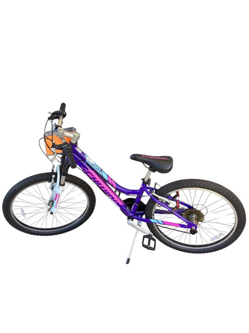 Vist Large View of Product Image Which is Used Schwinn RANGER 24 PURP/PNK Mountain Bike Womens Purple 43-47cm - 17-18" - MD Frame