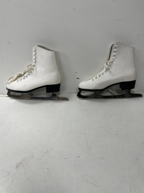 Vist Large View of Product Image Which is Used DOMINION CANADA WomensFigure Skate White Senior 9