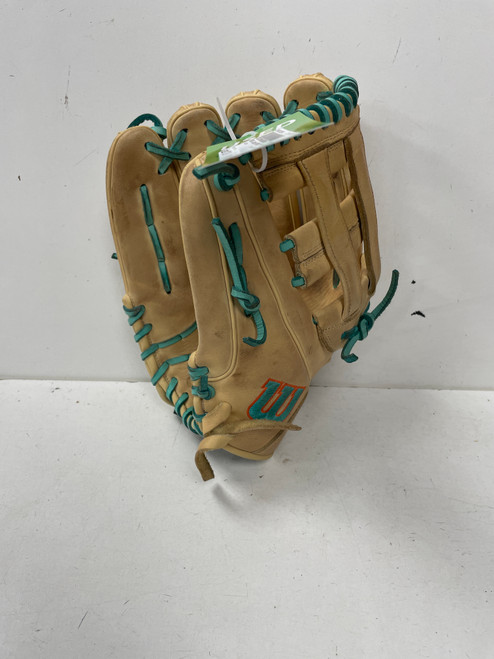 Vist Large View of Product Image Which is Used Wilson A1000 LB25DW5 BB/SB Glove LH Throw Tan 12" (new= $260)