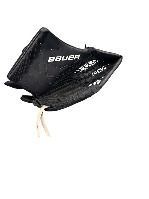Vist Large View of Product Image Which is Used Bauer ONE 70 GOALIE GLOVE Junior Goalie Catcher Black