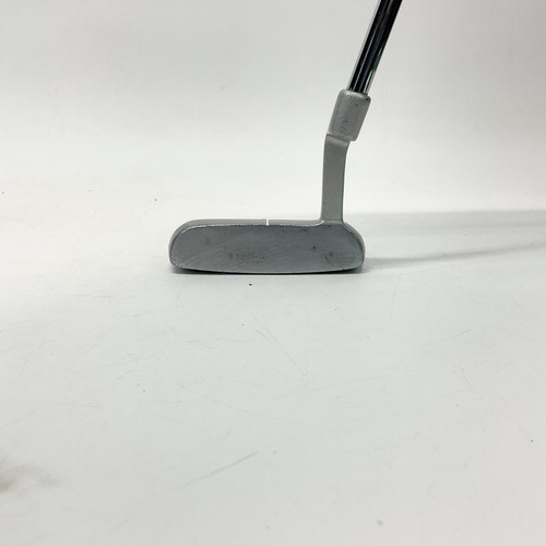 Vist Large View of Product Image Which is Used Knight ASPECT XR Mens Putter RH