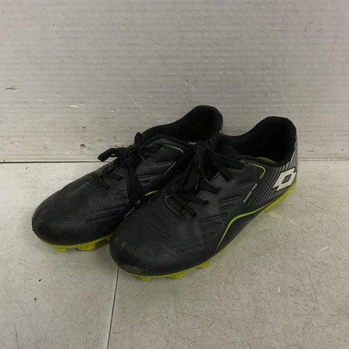 Vist Large View of Product Image Which is Used Lotto Soccer Cleats Black Junior 01