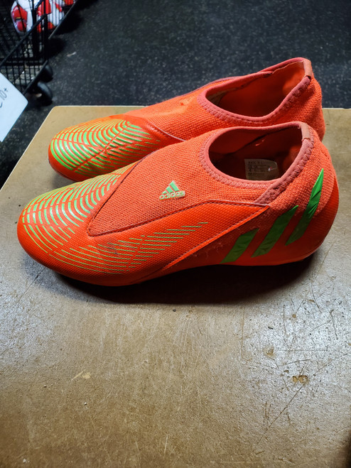 Vist Large View of Product Image Which is Used Adidas PREDATOR Soccer Cleats Orange Junior 06
