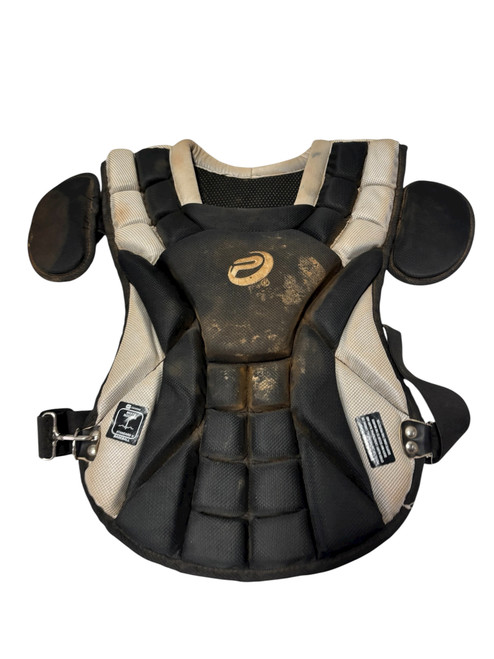 Vist Large View of Product Image Which is Used Pro 9 CP-PN 15 Junior Baseball Catchers Chest Protector Black