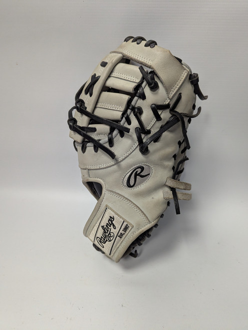 Vist Large View of Product Image Which is Used Rawlings HEART OF THE HIDE BB/SB First Base RH Throw Grey 12 1/4"