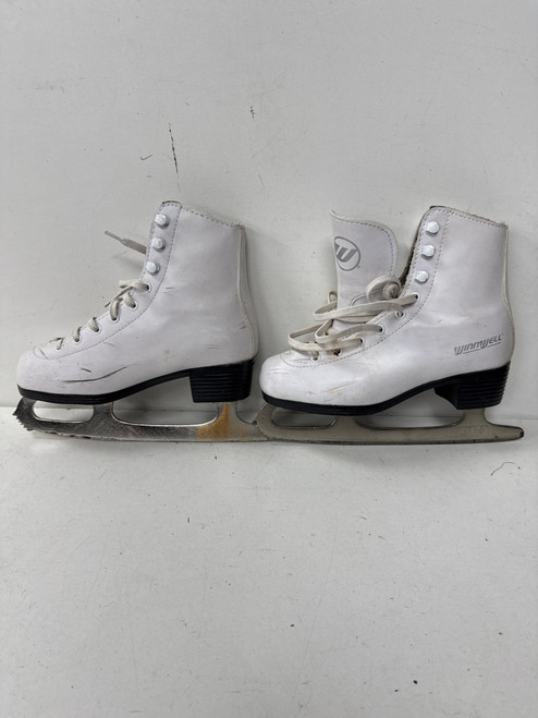 Vist Large View of Product Image Which is Used WinnWell FIG Girls Figure Skate White Junior 02