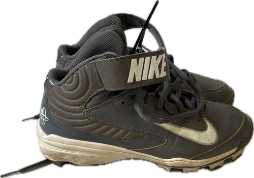 Vist Large View of Product Image Which is Used Nike 615967-015 BB/SB Cleats Grey Junior 04