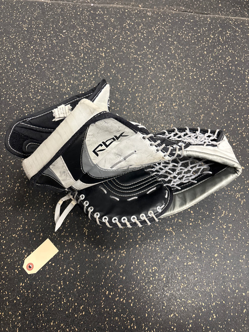 Vist Large View of Product Image Which is Used Reebok YTH 6K Youth Goalie Catcher White