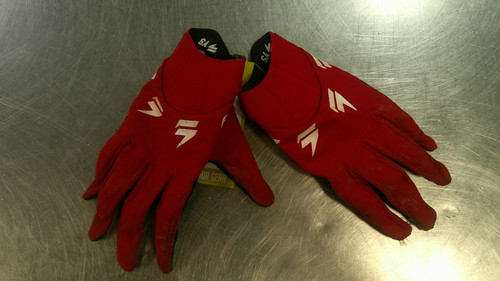 Vist Large View of Product Image Which is Used RED BB/SB Batting Gloves Red SM