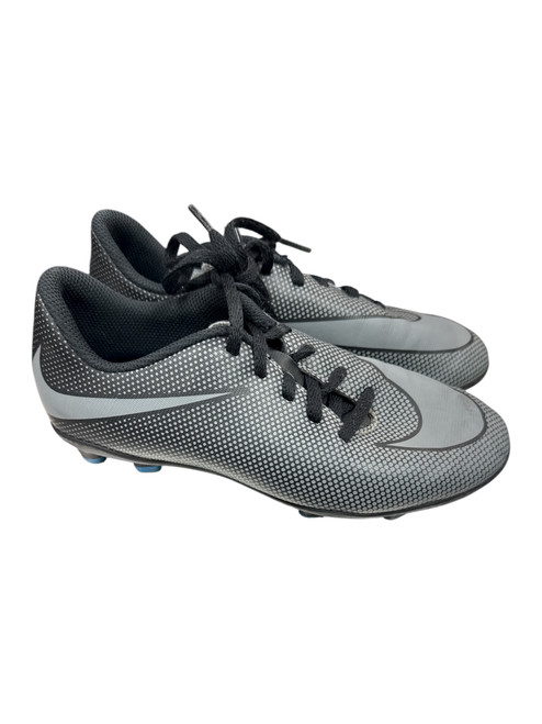 Vist Large View of Product Image Which is Soccer cleats