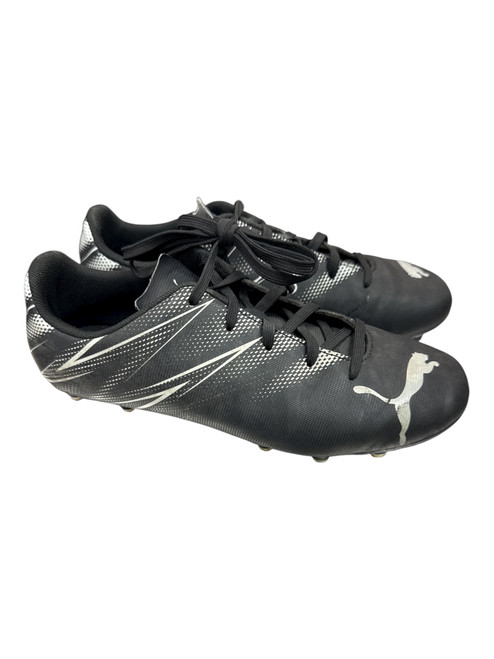 Vist Large View of Product Image Which is Soccer cleats