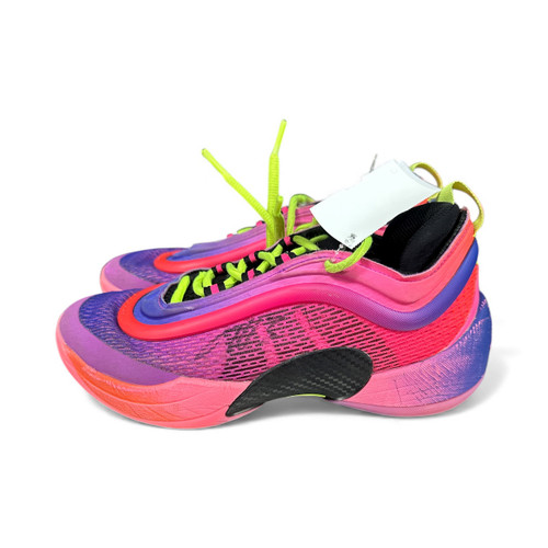 Vist Large View of Product Image Which is Used Adidas Basketball Shoes Y Pink Junior 04