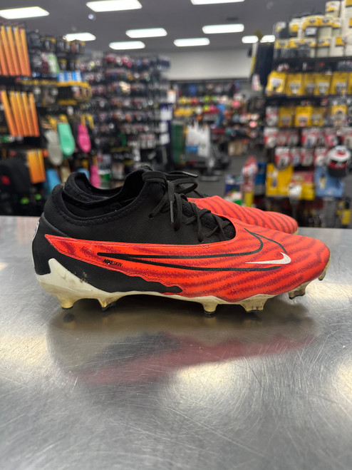 Vist Large View of Product Image Which is Used Nike PHANTOM GX Soccer Cleats Red Senior 6.5