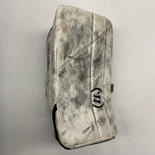 Vist Large View of Product Image Which is Used Warrior RG5 JR Junior Goalie Blocker White