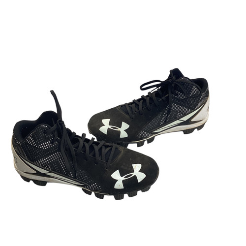 Vist Large View of Product Image Which is Used Under Armour MLB BASEBALL CLEAT BB/SB Cleats Black And White Senior 9.5
