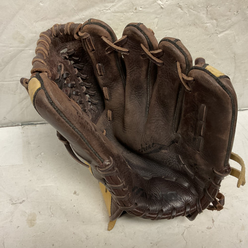 Vist Large View of Product Image Which is Used Mizuno Franchise Professional GFN 1176 Baseball Glove RH Throw Brown 11 3/4"