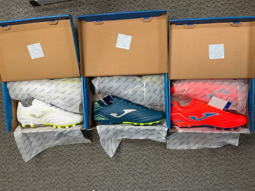 Vist Large View of Product Image Which is New Aguila Soccer Cleats