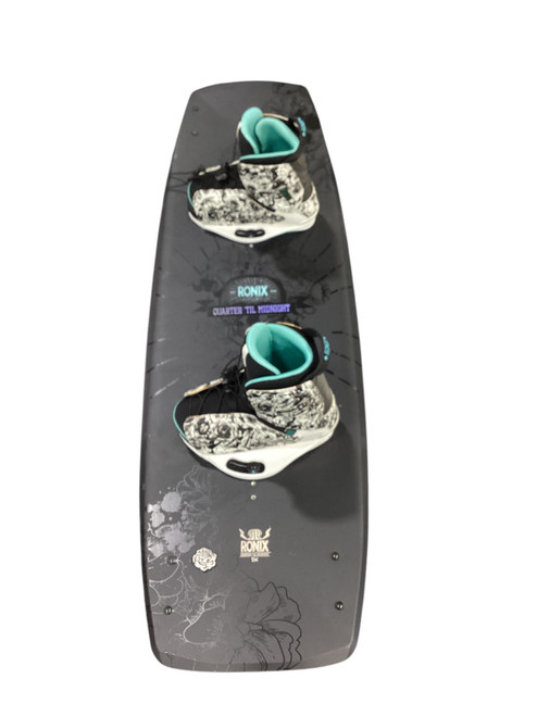 Vist Large View of Product Image Which is Used RONIX QUARTER TIL MIDNIGHT 134 Wakeboard Black 134 cm