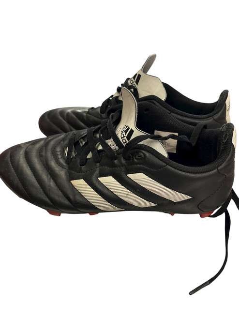Vist Large View of Product Image Which is Used Adidas Soccer Cleats Black Youth 07.5