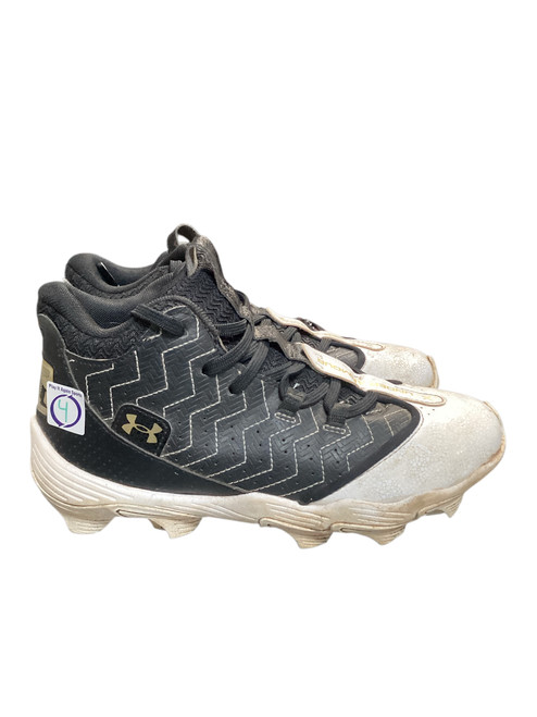 Vist Large View of Product Image Which is Used Under Armour BH 4Y WHT/BLK BB/SB Cleats Black Junior 04