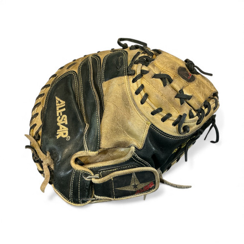 Vist Large View of Product Image Which is Used All-Star CM3000 SBT BB/SB Catchers RH Throw Black And Natural 33 1/2"