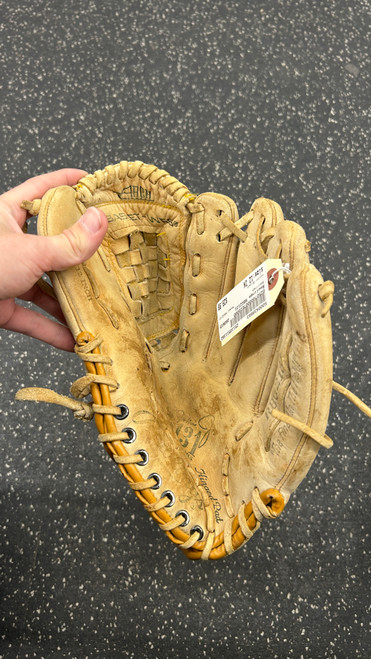 Vist Large View of Product Image Which is Used Rawlings RBG2131 BB/SB Glove RH Throw Brown 12"
