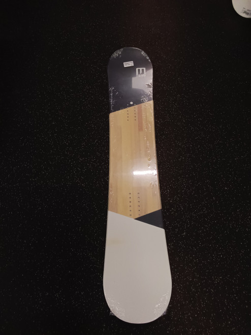 Vist Large View of Product Image Which is New WOODSMAN SNOWBOARD 144CM