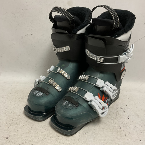 Vist Large View of Product Image Which is Used Salomon T3 Boys DH Ski Boot Teal 235 MP - J05.5 - W06.5