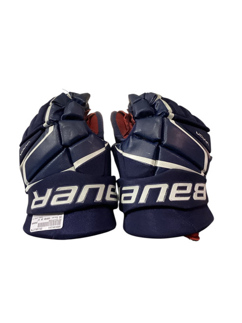 Vist Large View of Product Image Which is Used Bauer VAPOR 3X Junior Gloves None 12"